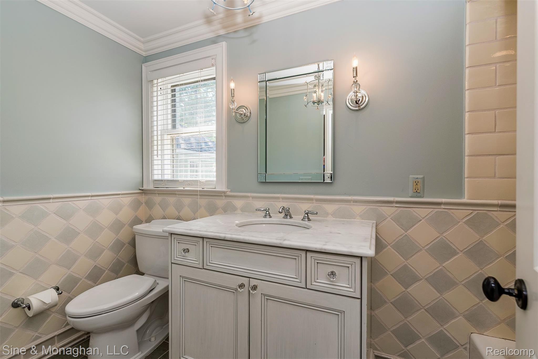 501 Washington Road Grosse Pointe, MI 48230 - Photo 43 of 55 DSC_4634.jpg