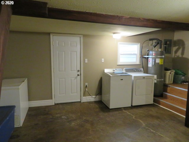 155 North McKinley Street Eugene, OR 97402 - Photo 23 of 31