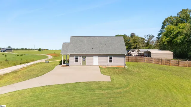 $284,000 | 381 Deer Farm Pond Lane, Fair Play, SC 29643