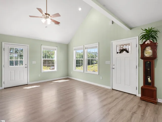 $284,000 | 381 Deer Farm Pond Lane, Fair Play, SC 29643