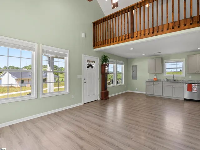 $284,000 | 381 Deer Farm Pond Lane, Fair Play, SC 29643