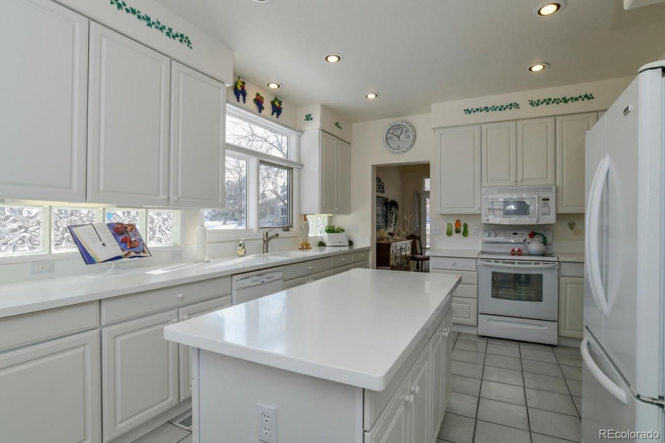 2 Birmingham Court Highlands Ranch, CO 80130 - Photo 28 of 34 Gallery Image 28