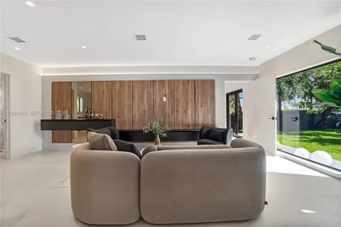 $1,550,000 | 6207 Southwest 10th Street, West Miami, FL 33144