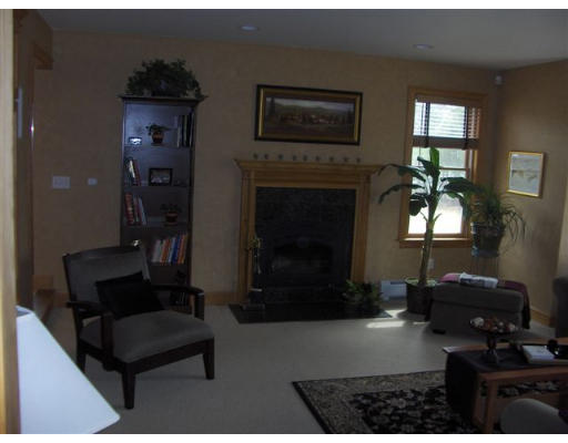 6 Beaver Dam Road Acushnet, MA 02743 - Photo 3 of 8 Gallery Image 3