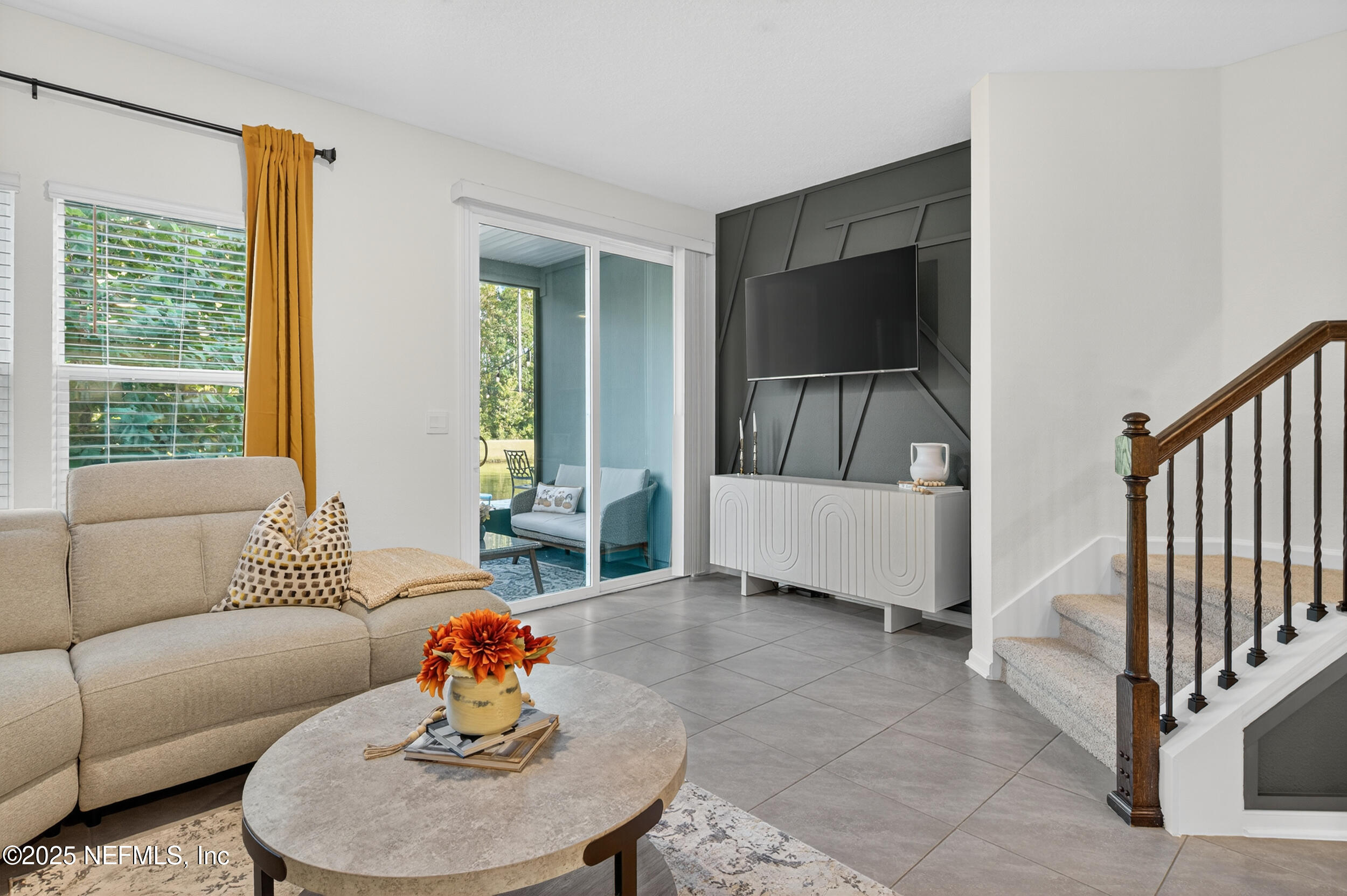 33 Coastline Way St. Augustine, FL 32092 - Photo 10 of 35 a living room with furniture and a window