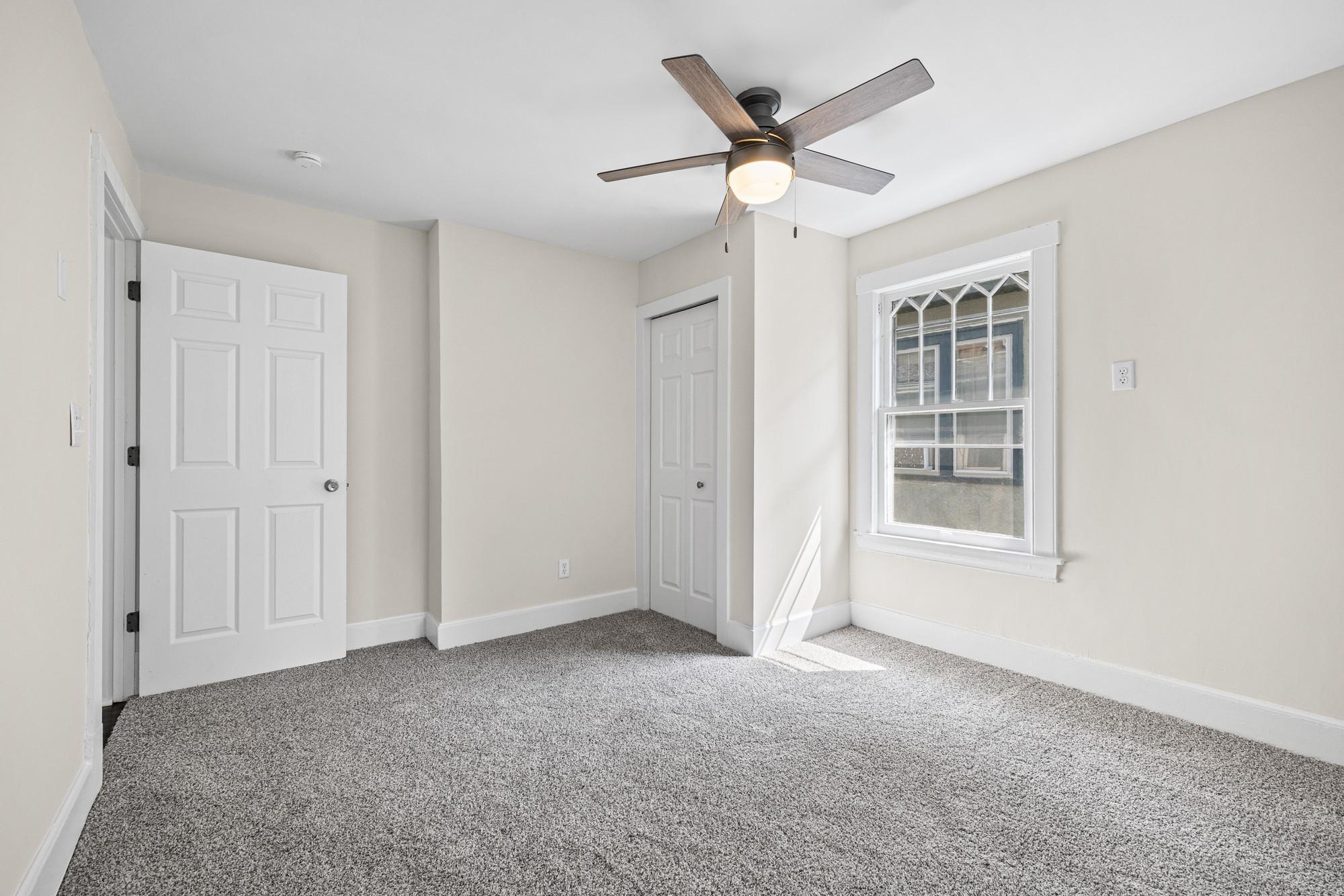 892 R Marshall Avenue St. Paul, MN 55104 - Photo 34 of 53 Gallery Image 34