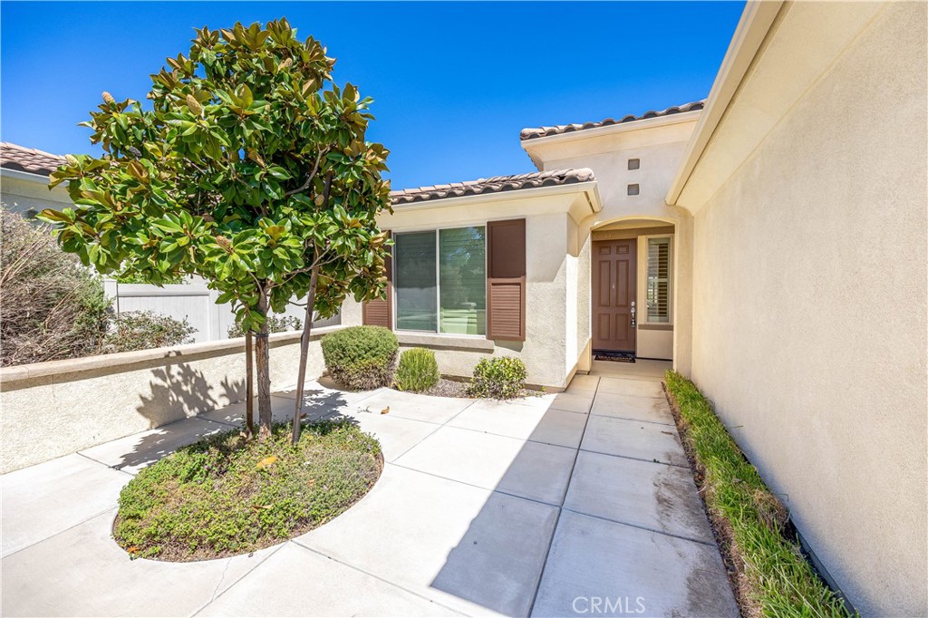 1382 Via Rivas Hemet, CA 92545 - Photo 4 of 39 Gallery Image 4