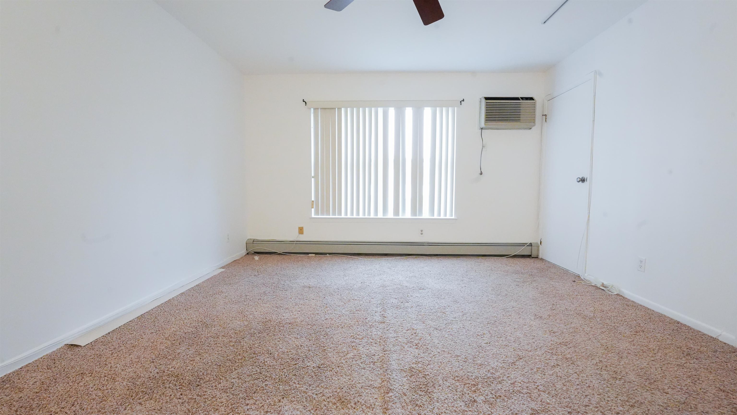 24 Riverview Court, Unit 24 Secaucus, NJ 07094 - Photo 16 of 25 an empty room with a window