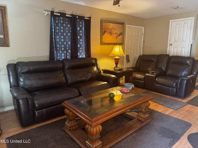 $70,000 | 2111 Jackson Avenue, Pascagoula, MS 39567