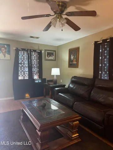 $70,000 | 2111 Jackson Avenue, Pascagoula, MS 39567