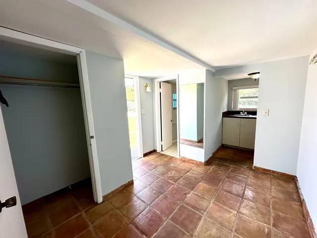 $975 | 710 Tuscaloosa Street, Unit 3, West Palm Beach, FL 33405