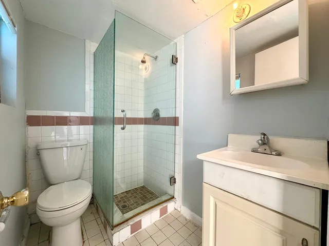 $975 | 710 Tuscaloosa Street, Unit 3, West Palm Beach, FL 33405