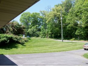 435 Ridgefields Road, Unit 7A Kingsport, TN 37660 - Photo 7 of 7 View From Covered Front Porch
