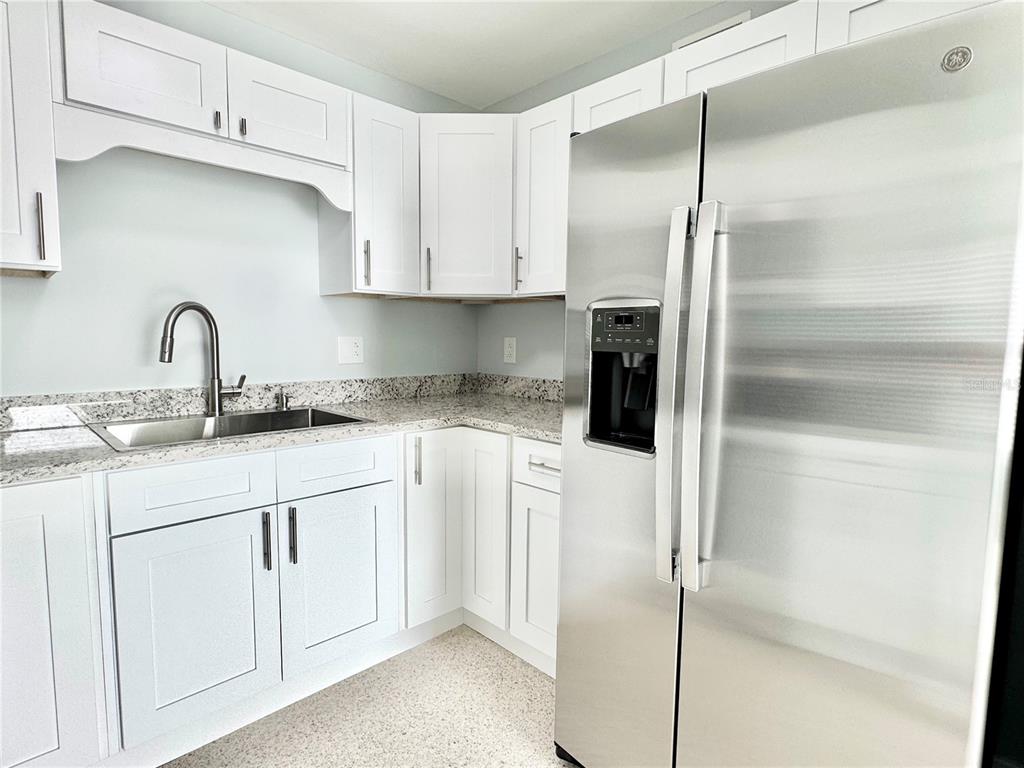 117 140th Avenue East Madeira Beach, FL 33708 - Photo 27 of 48