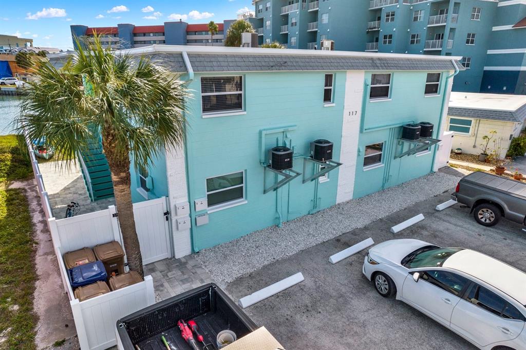 117 140th Avenue East Madeira Beach, FL 33708 - Photo 3 of 46