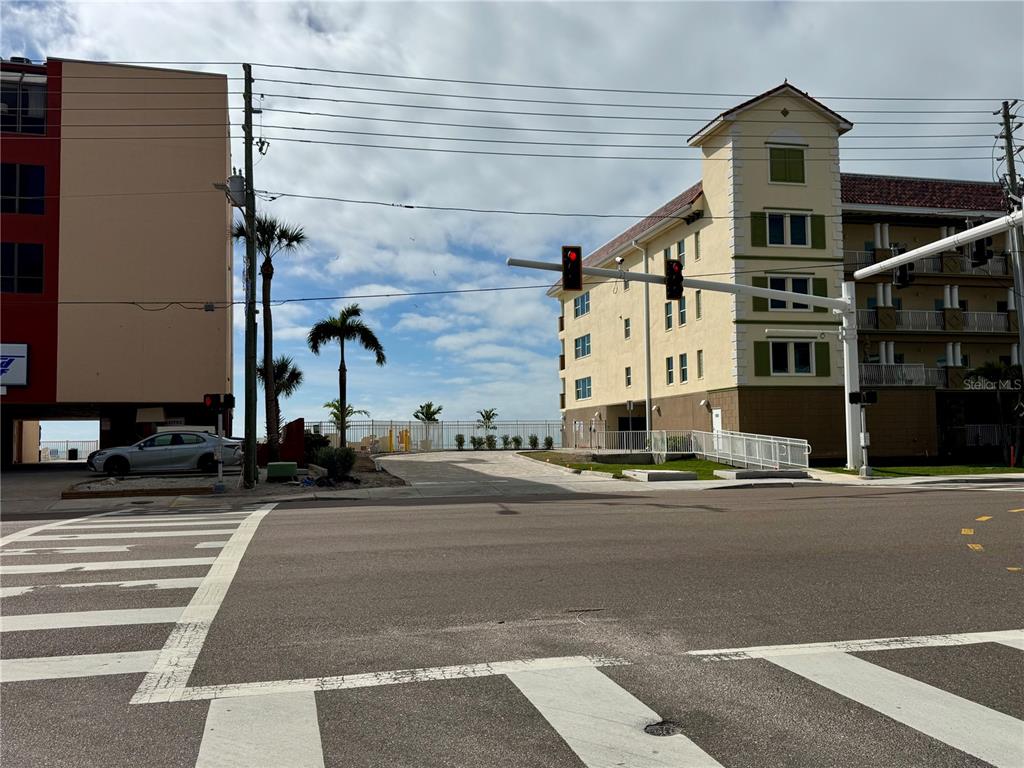 117 140th Avenue East Madeira Beach, FL 33708 - Photo 33 of 48