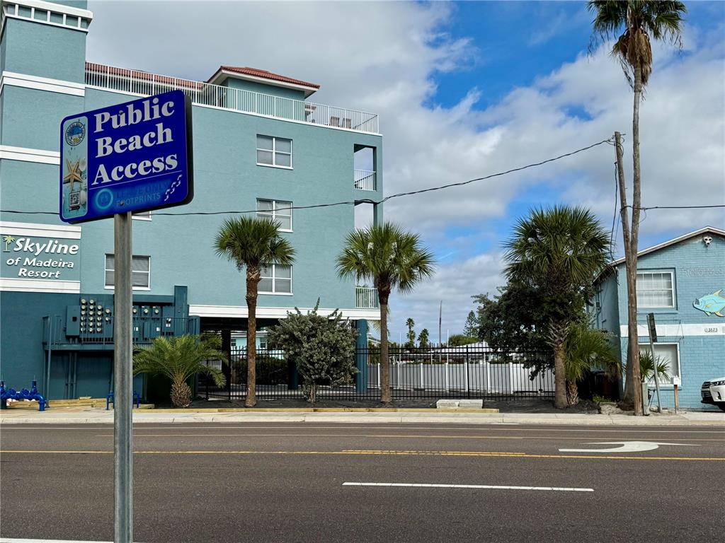 117 140th Avenue East Madeira Beach, FL 33708 - Photo 35 of 46