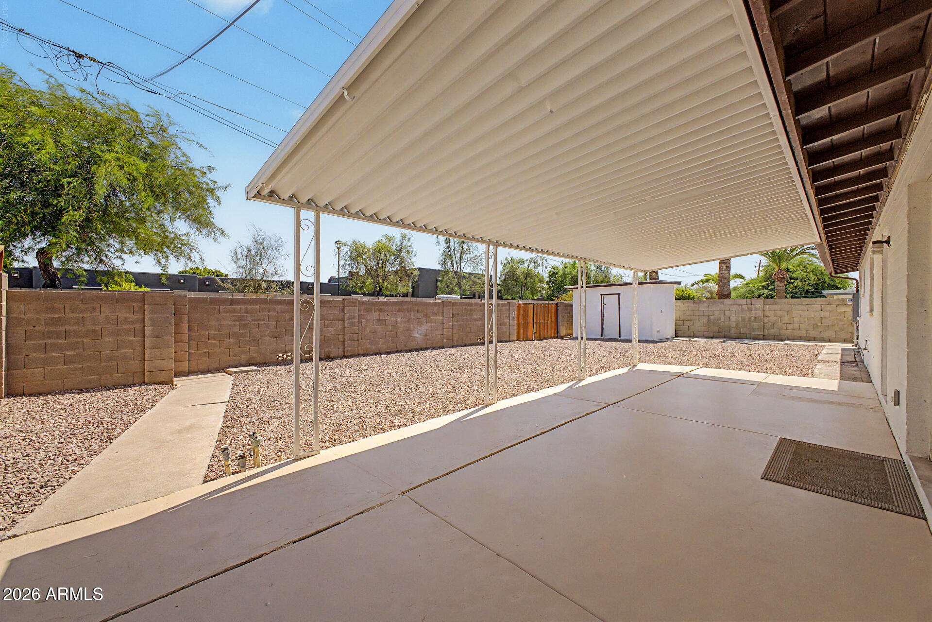 1623 East Del Rio Drive Tempe, AZ 85282 - Photo 4 of 42 31 - Del Rio