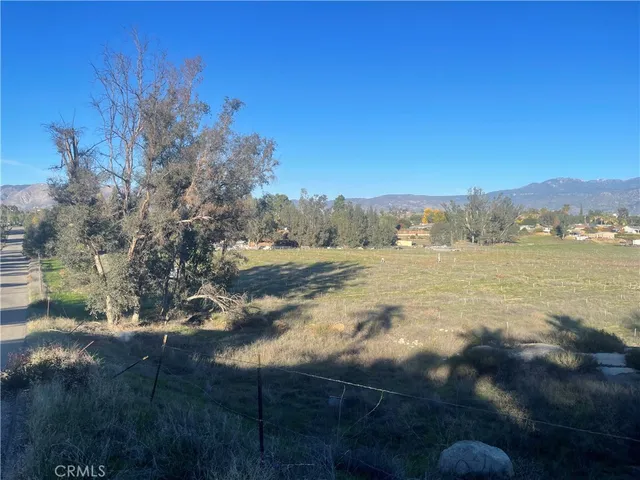 $1,000,000 | 27560 Cornell Street, Hemet, CA 92544
