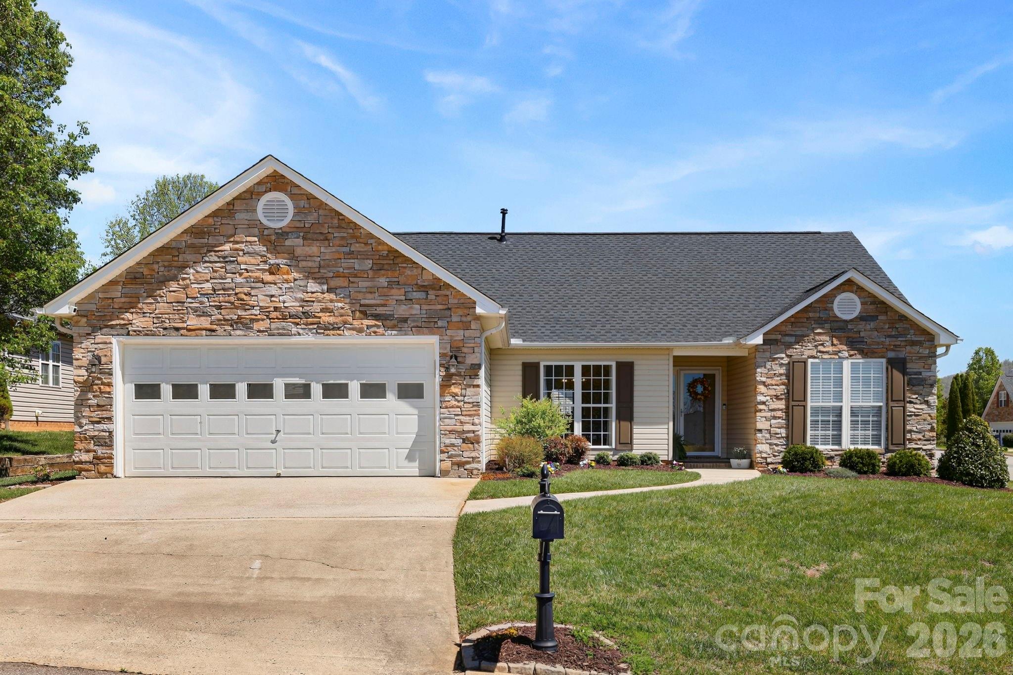 25 Livingston Farm Road Fletcher, NC 28732 - Photo 8 of 37
