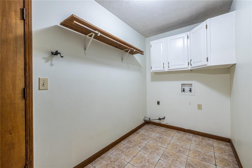 1465 Pounds Road Southwest Lilburn, GA 30047 - Photo 13 of 30