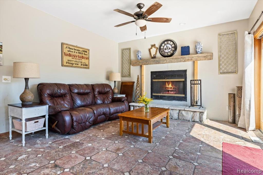 4020 Cohoctah Road Linden, MI 48451 - Photo 15 of 53 Gallery Image 15