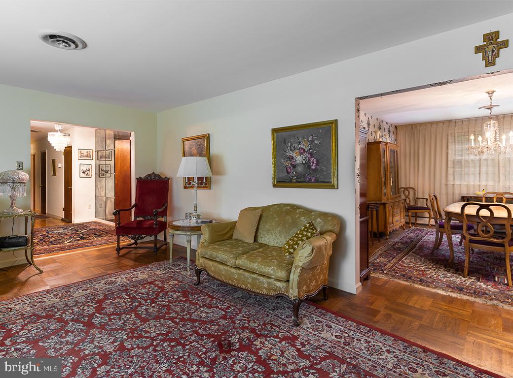 631 River Road Yardley, PA 19067 - Photo 15 of 38 Gallery Image 15