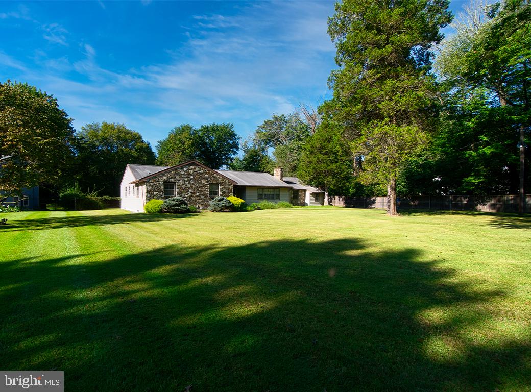631 River Road Yardley, PA 19067 - Photo 3 of 38 Gallery Image 3