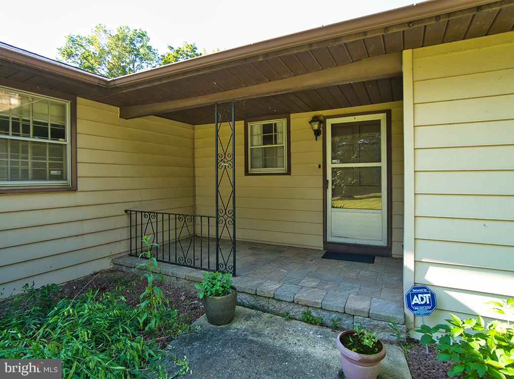 631 River Road Yardley, PA 19067 - Photo 5 of 38 Gallery Image 5