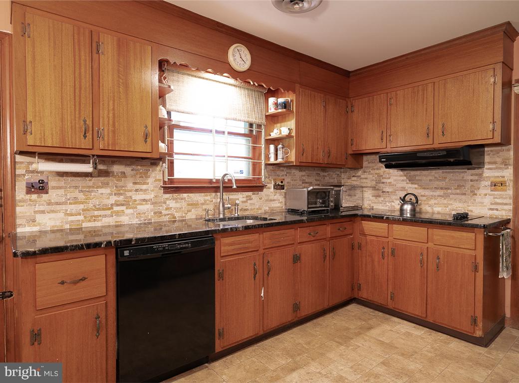 631 River Road Yardley, PA 19067 - Photo 10 of 38 Gallery Image 10