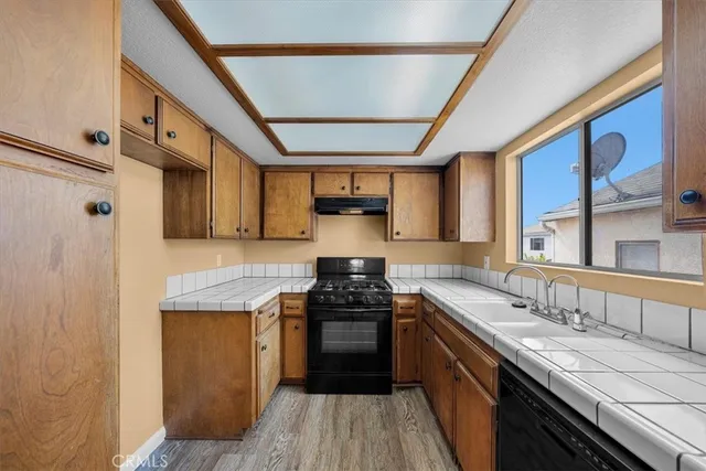 $1,300,000 | 343 West 12th Street, San Pedro, CA 90731