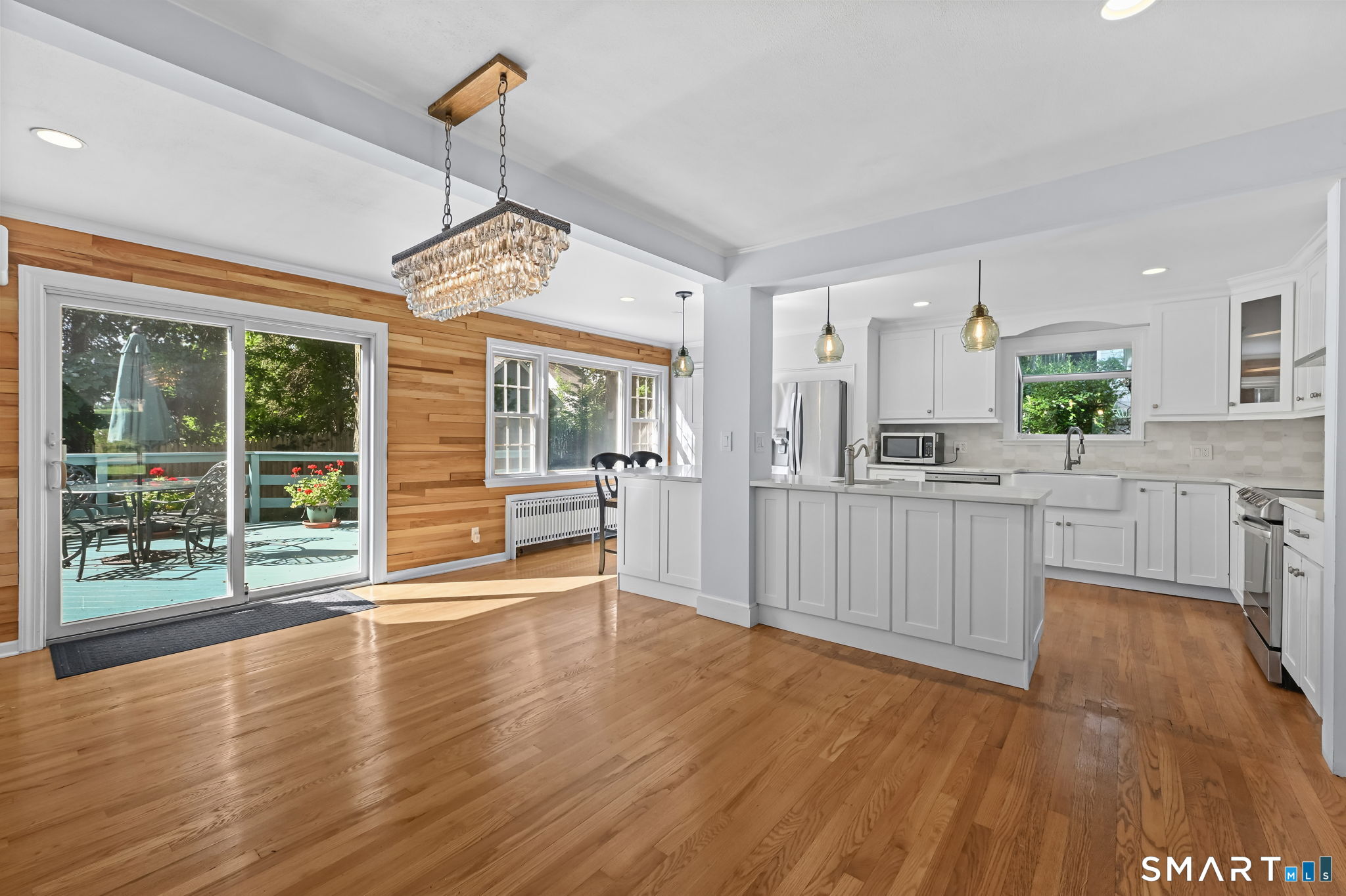 96 Turner Road Stamford, CT 06905 - Photo 7 of 37 Gallery Image 7