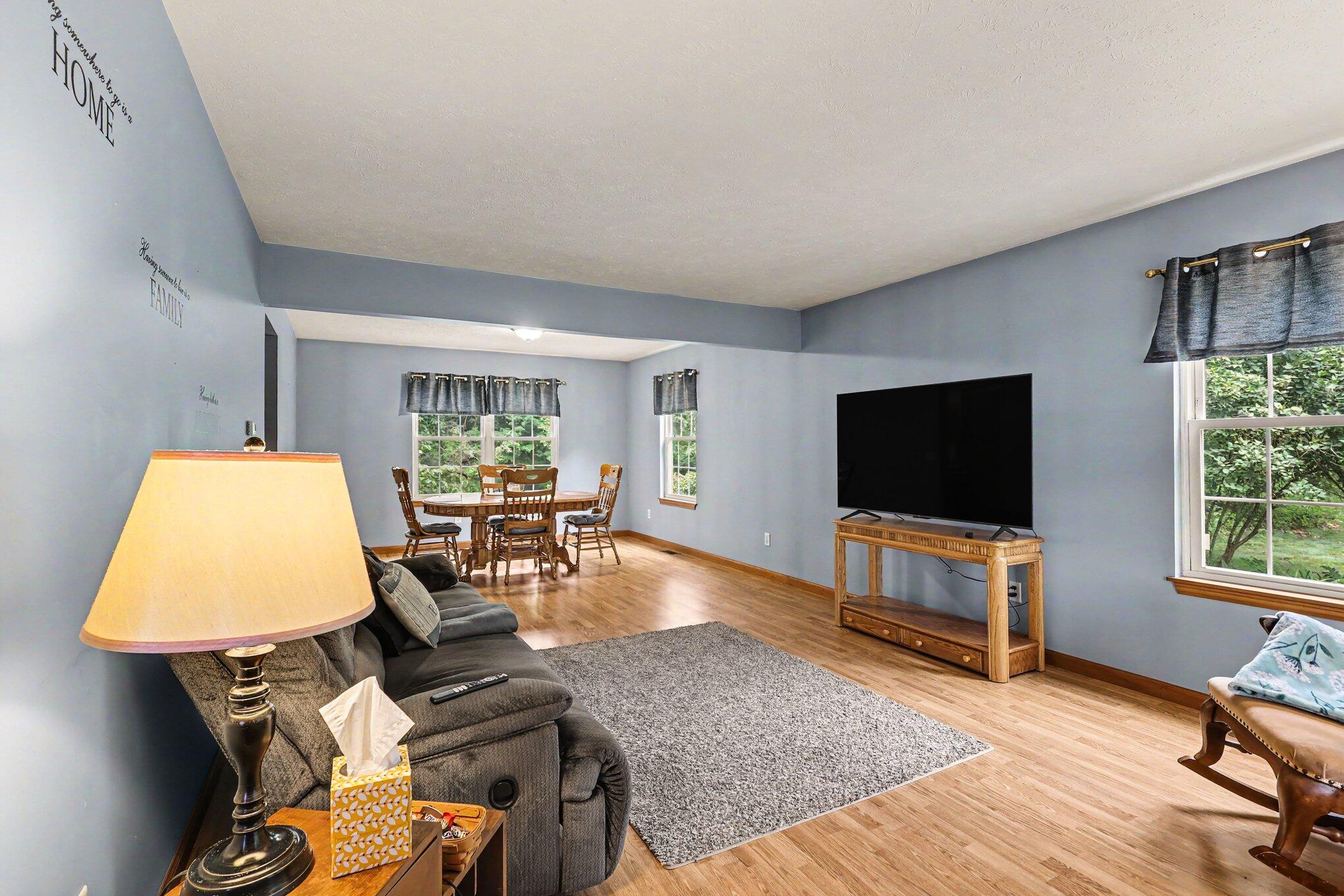 7222 Hancock Road Montague, MI 49437 - Photo 5 of 33 004_file_8075