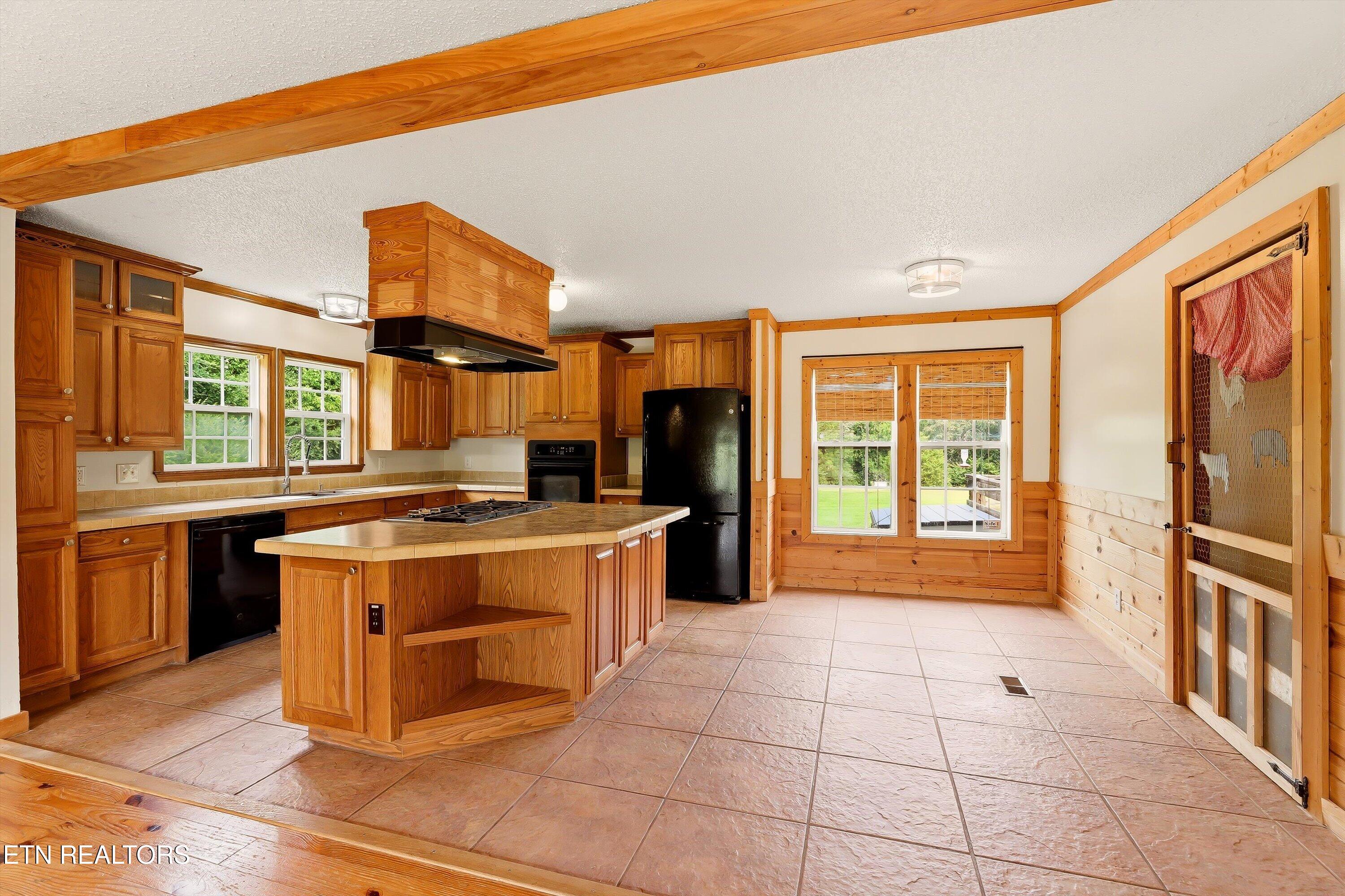 1350 Williamson Chapel Road Maryville, TN 37801 - Photo 11 of 44 Eat in Kitchen