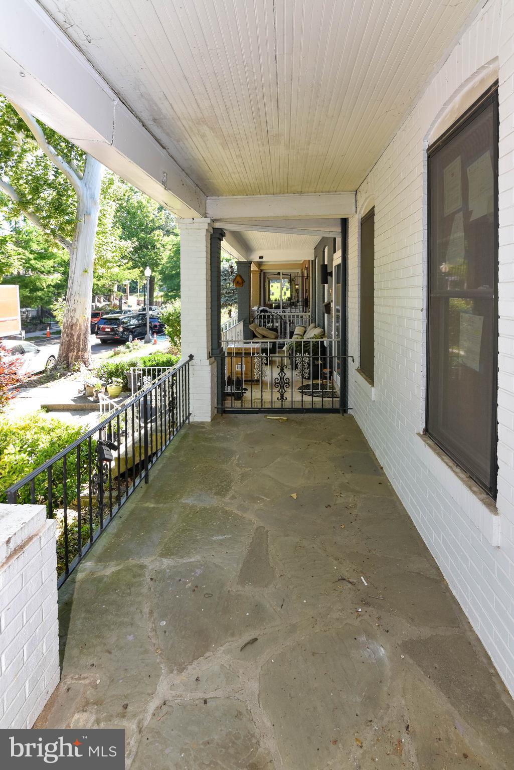 33 Franklin Street Northeast Washington, DC 20002 - Photo 4 of 15