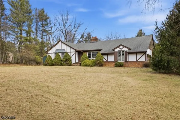 $695,000 | 242 Old Turnpike Road, Califon, NJ 07830