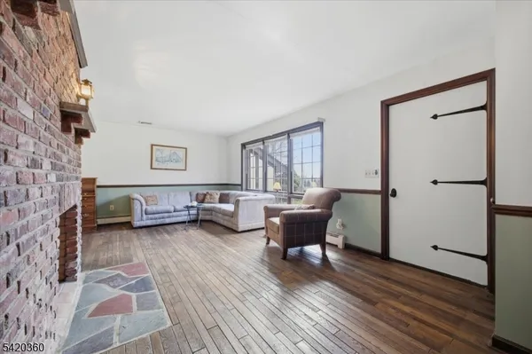 $695,000 | 242 Old Turnpike Road, Califon, NJ 07830