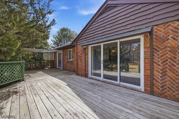 $695,000 | 242 Old Turnpike Road, Califon, NJ 07830