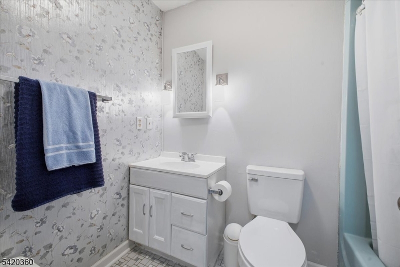 242 Old Turnpike Road Califon, NJ 07830 - Photo 9 of 27