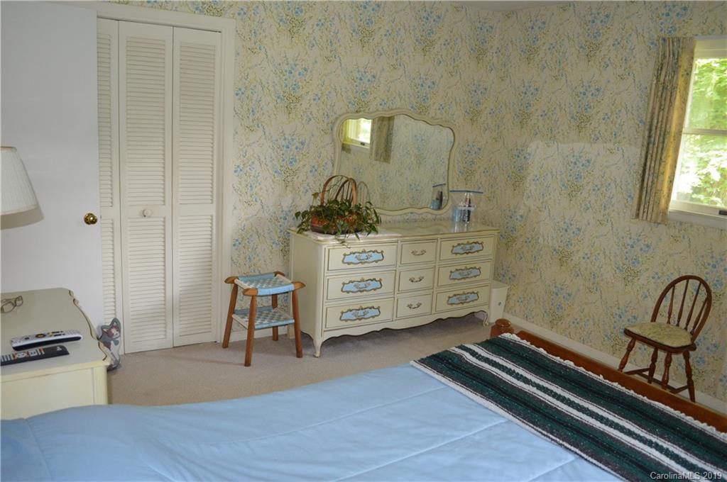 68 Charlie Mull Road Waynesville, NC 28786 - Photo 15 of 33 Gallery Image 15