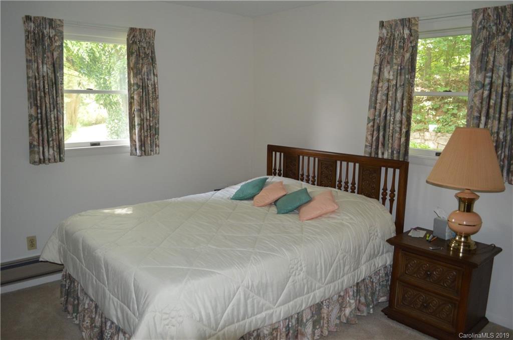68 Charlie Mull Road Waynesville, NC 28786 - Photo 18 of 33 Gallery Image 18