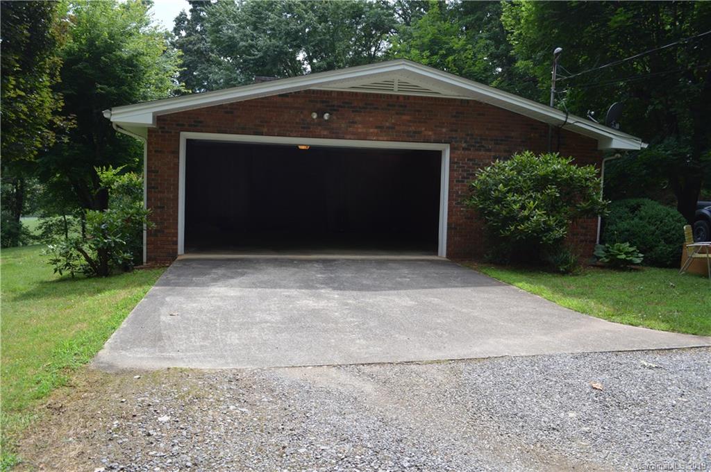 68 Charlie Mull Road Waynesville, NC 28786 - Photo 21 of 33 Gallery Image 21