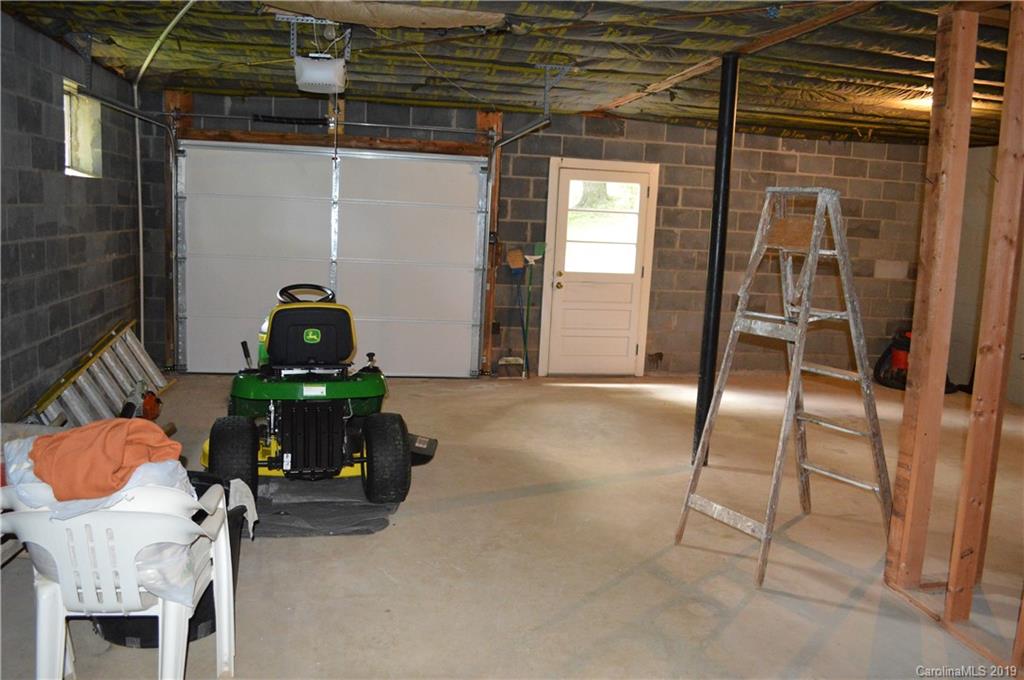 68 Charlie Mull Road Waynesville, NC 28786 - Photo 28 of 33 Gallery Image 28
