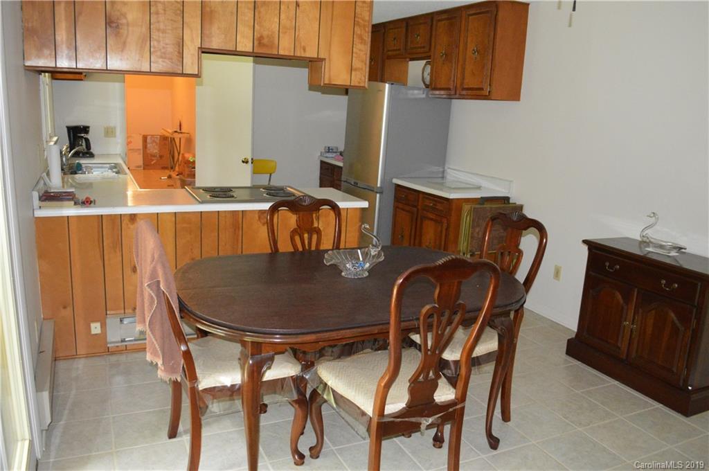 68 Charlie Mull Road Waynesville, NC 28786 - Photo 9 of 33 Gallery Image 9