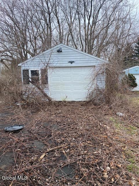 109 Fonda Road Colonie, NY 12047 - Photo 14 of 17 IMG_6493