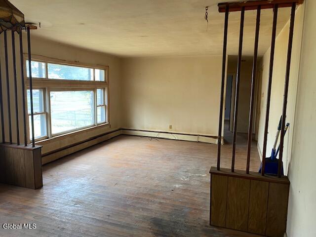 109 Fonda Road Colonie, NY 12047 - Photo 6 of 17 IMG_6485