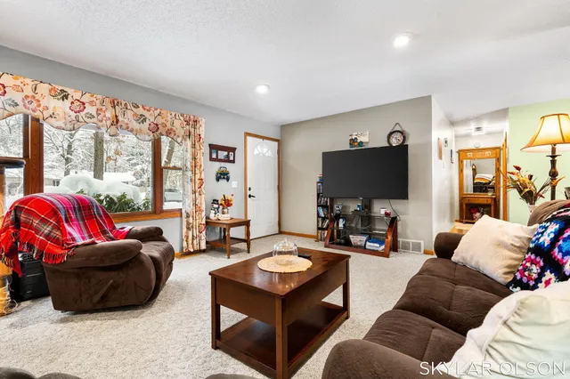 $264,900 | 3057 Jr Place, Twin Lake, MI 49457