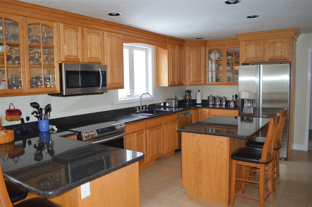 257 Rocky Pond Road Hollis, NH 03049 - Photo 9 of 40 Gallery Image 9