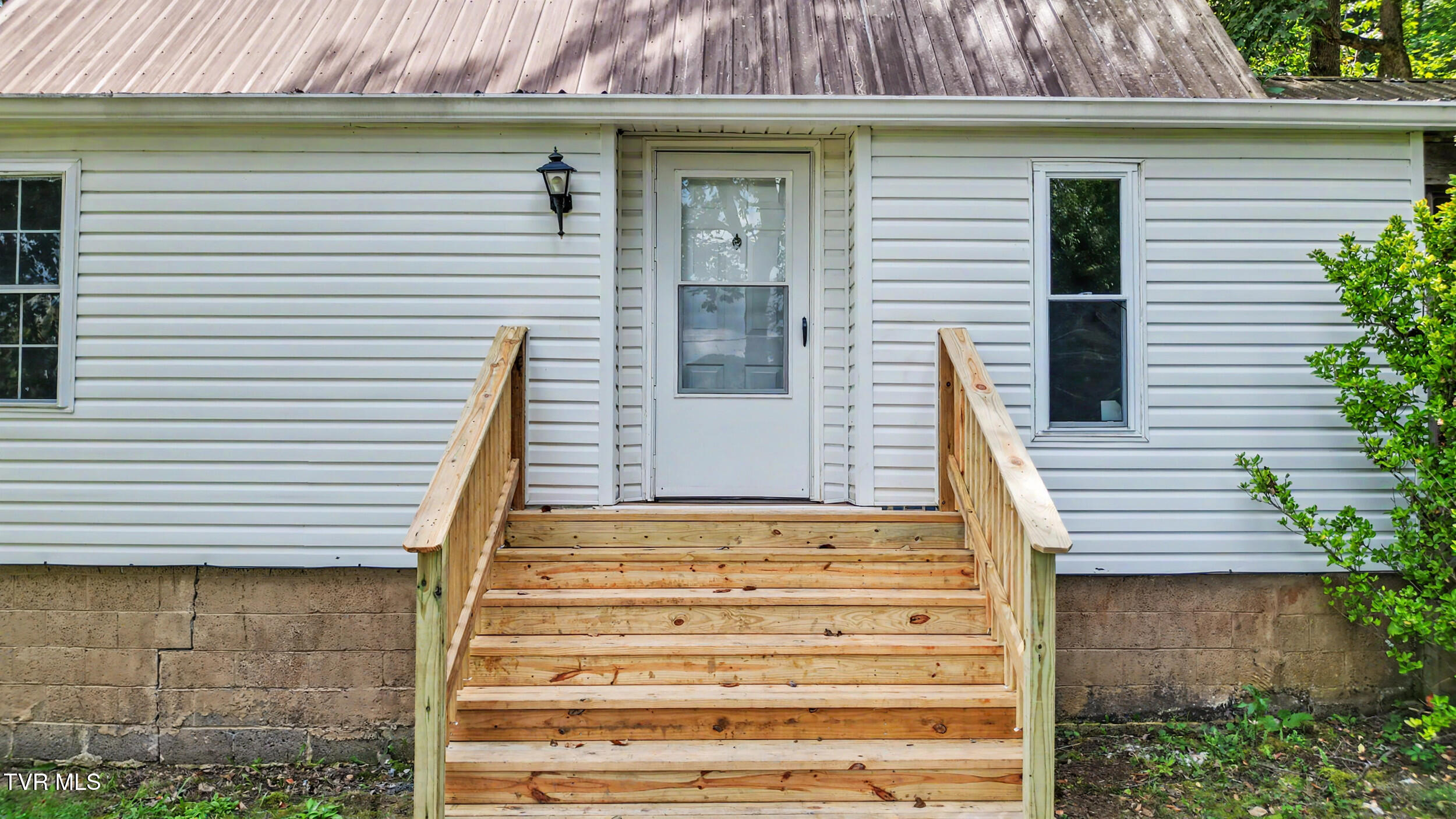 380 Mulberry Road Greeneville, TN 37745 - Photo 12 of 42 4_dji_0090