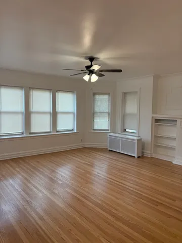 $1,375 | 7635 South Yates Boulevard, Unit 2N, Chicago, IL 60649